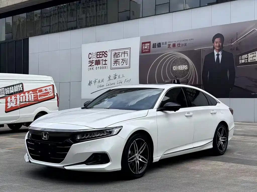 Honda Accord 2023 — фото 1