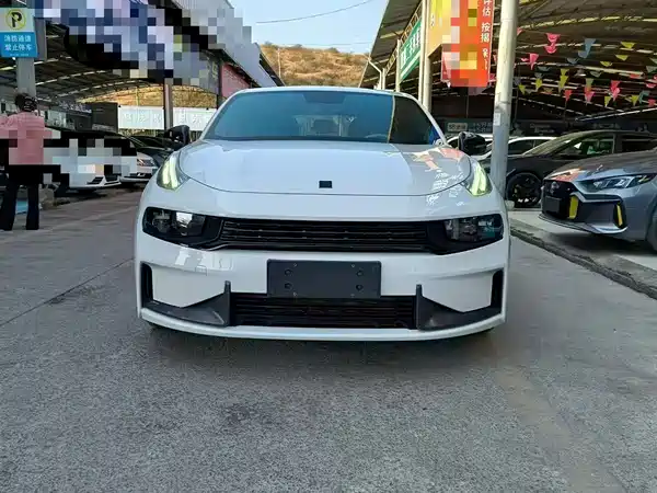 Lynk & Co 03 2019