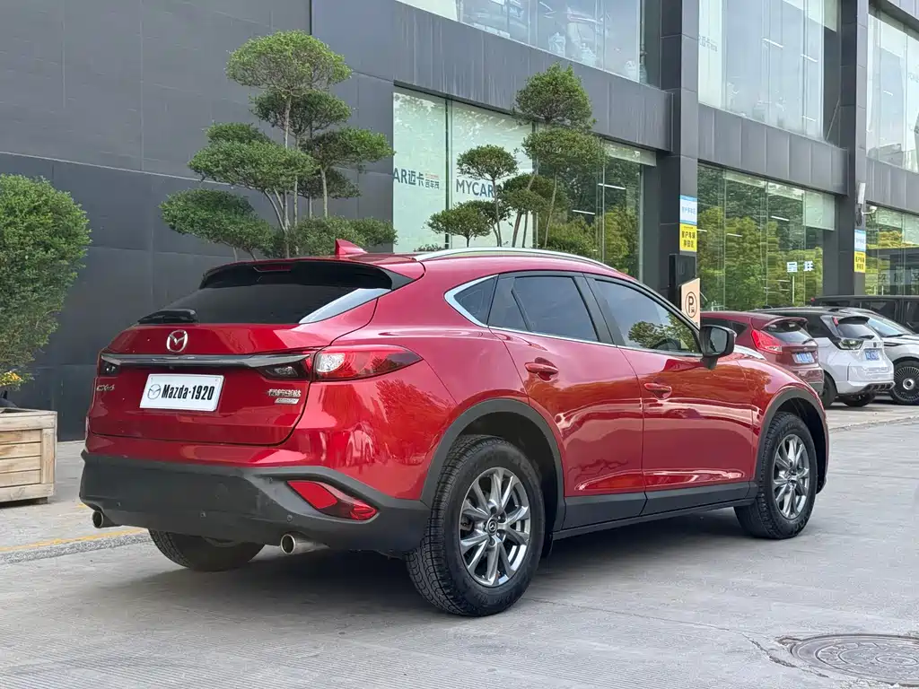 Mazda CX-4 2018 — фото 8