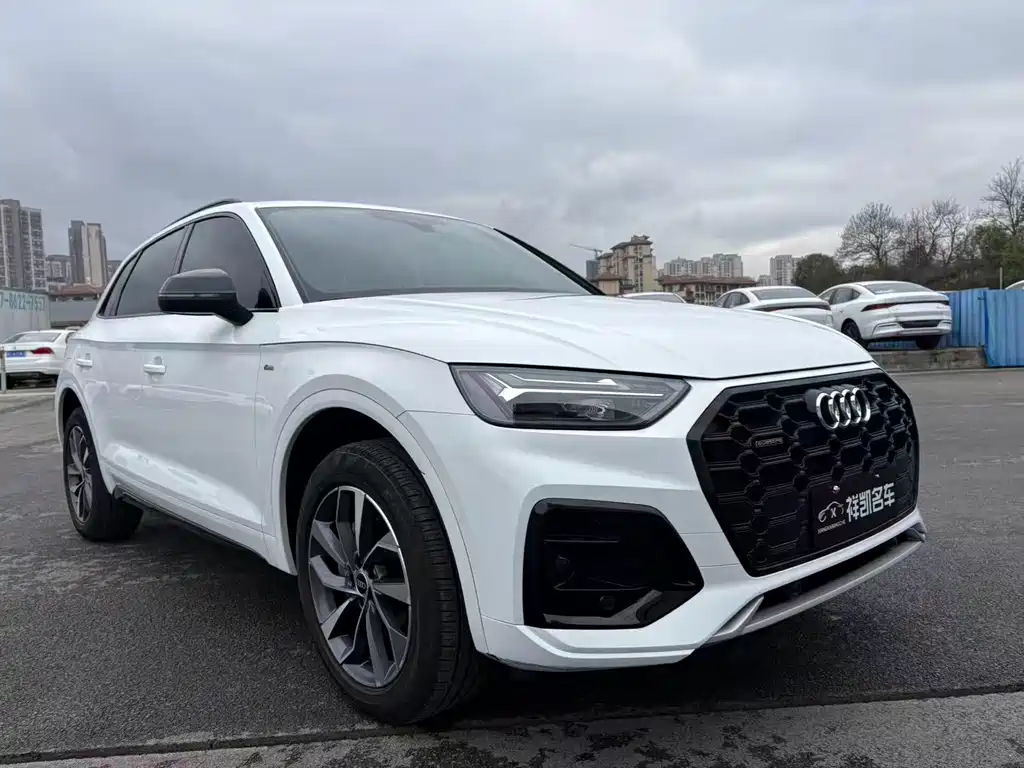 Audi Q5L 2023 — фото 3