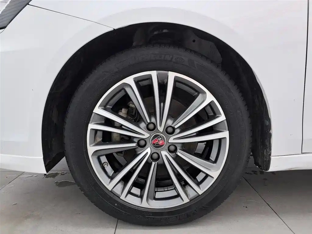 Roewe i6 Classic 2020 — фото 17