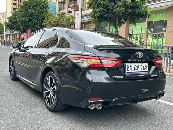 Toyota Camry 2019