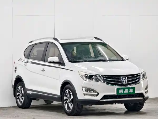 Baojun 560 2015