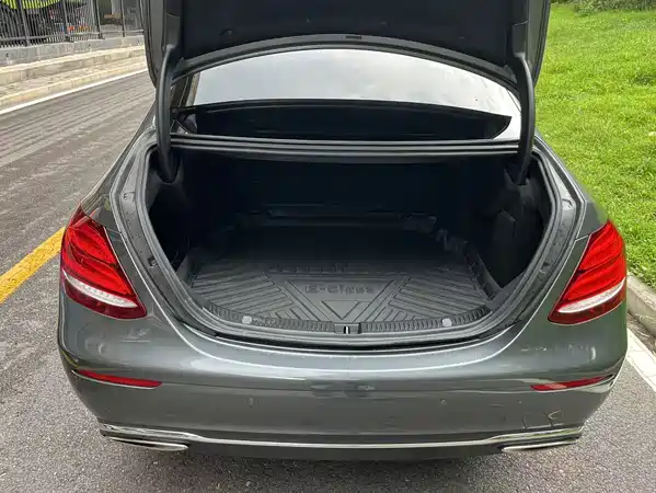 Mercedes-Benz E-Class 2020