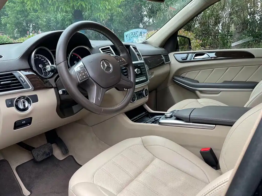 Mercedes-Benz GL-Class 2014 — фото 2