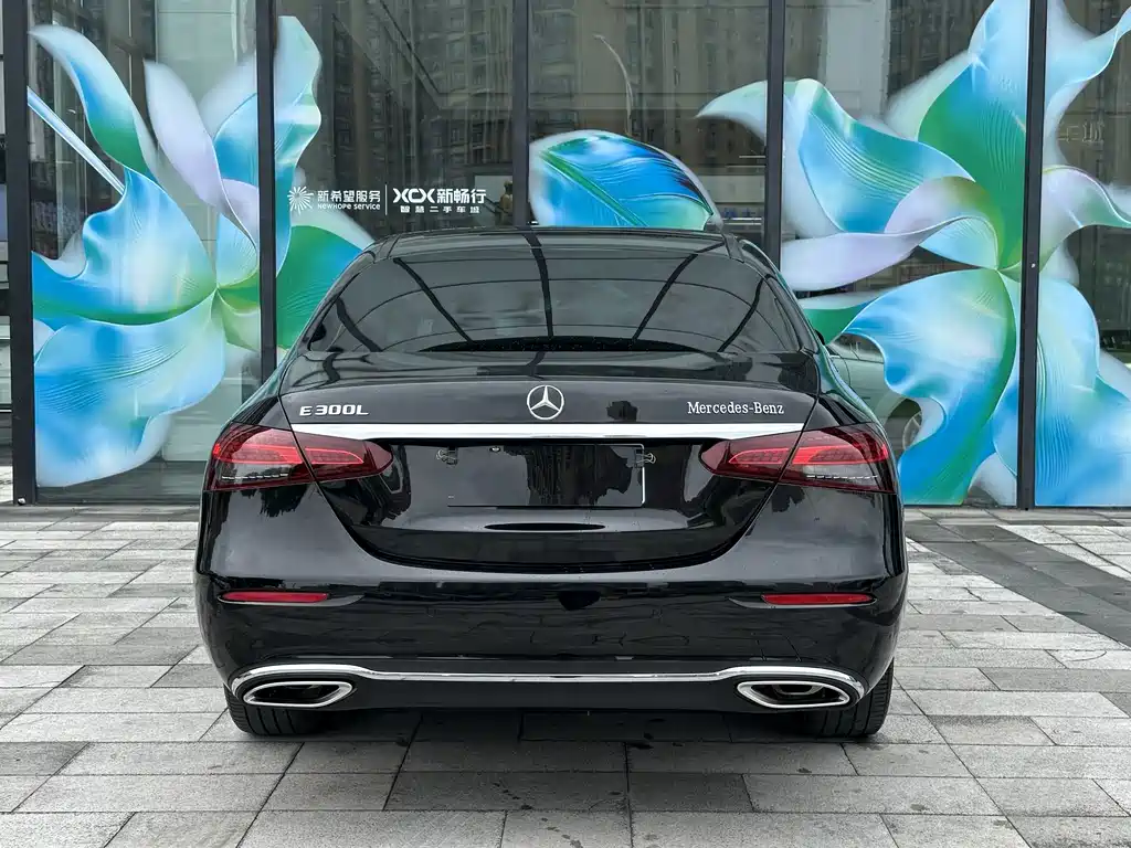 Mercedes-Benz E-Class 2019 — фото 19