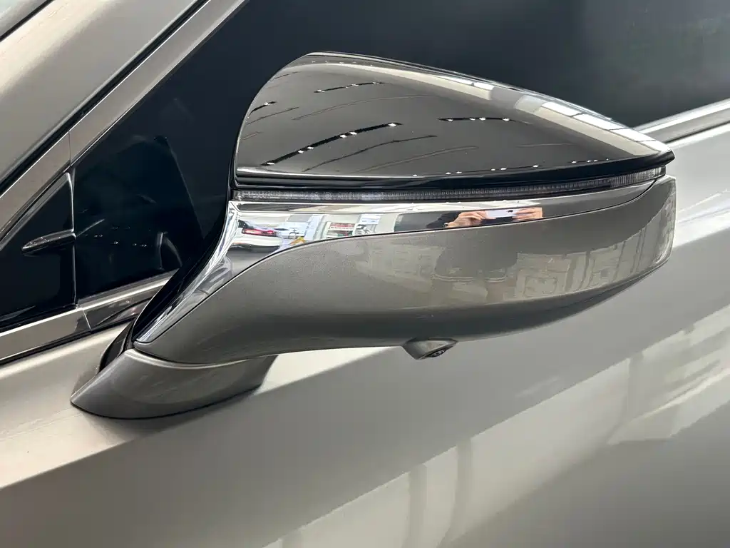 Lexus ES 2025 — фото 15
