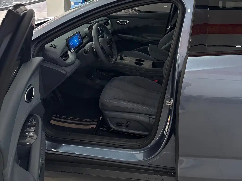 BYD Seal 06GT 2025 — фото 9