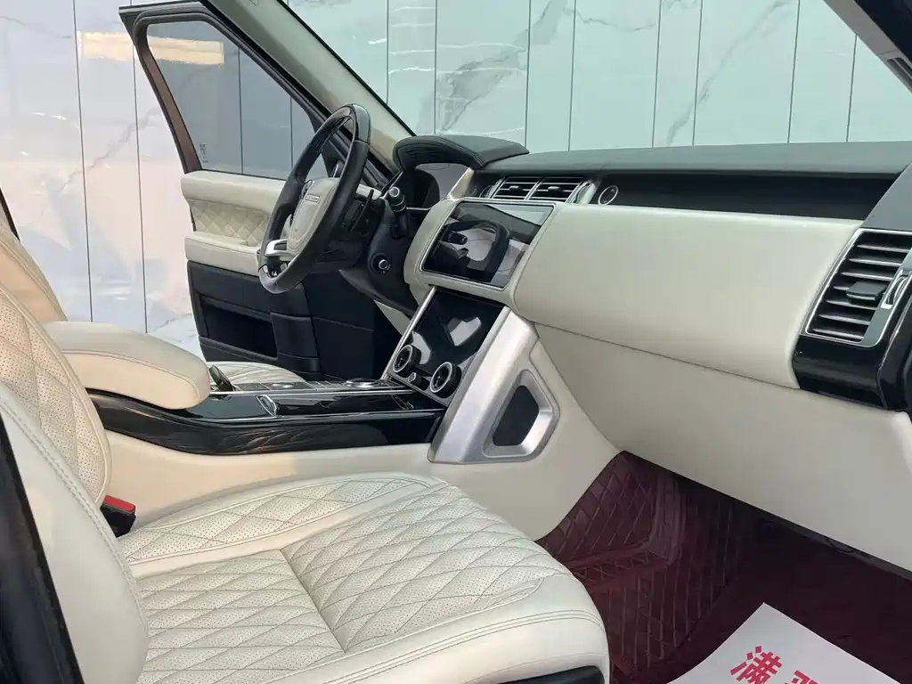 Land Rover Range Rover 2018 — фото 17