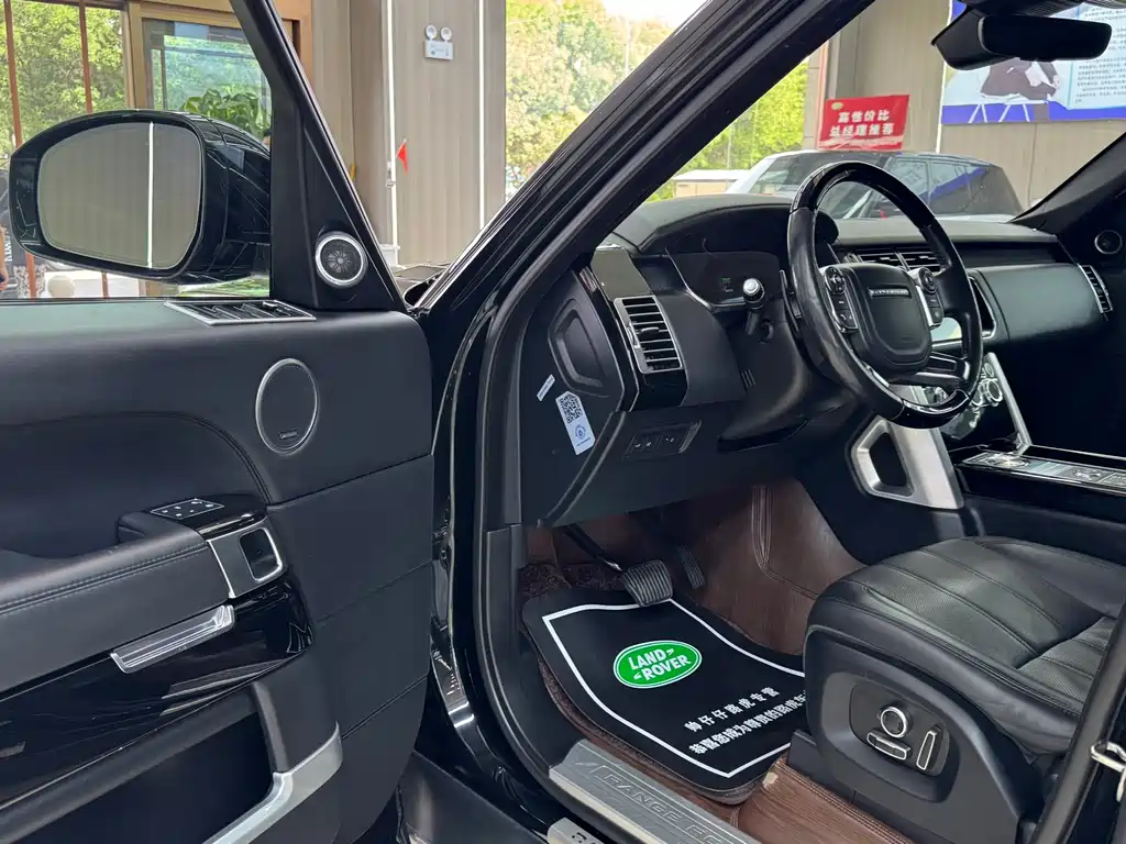 Land Rover Range Rover 2018 — фото 20