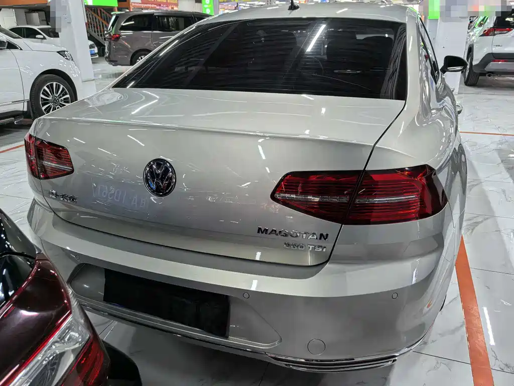 Volkswagen Magotan 2020