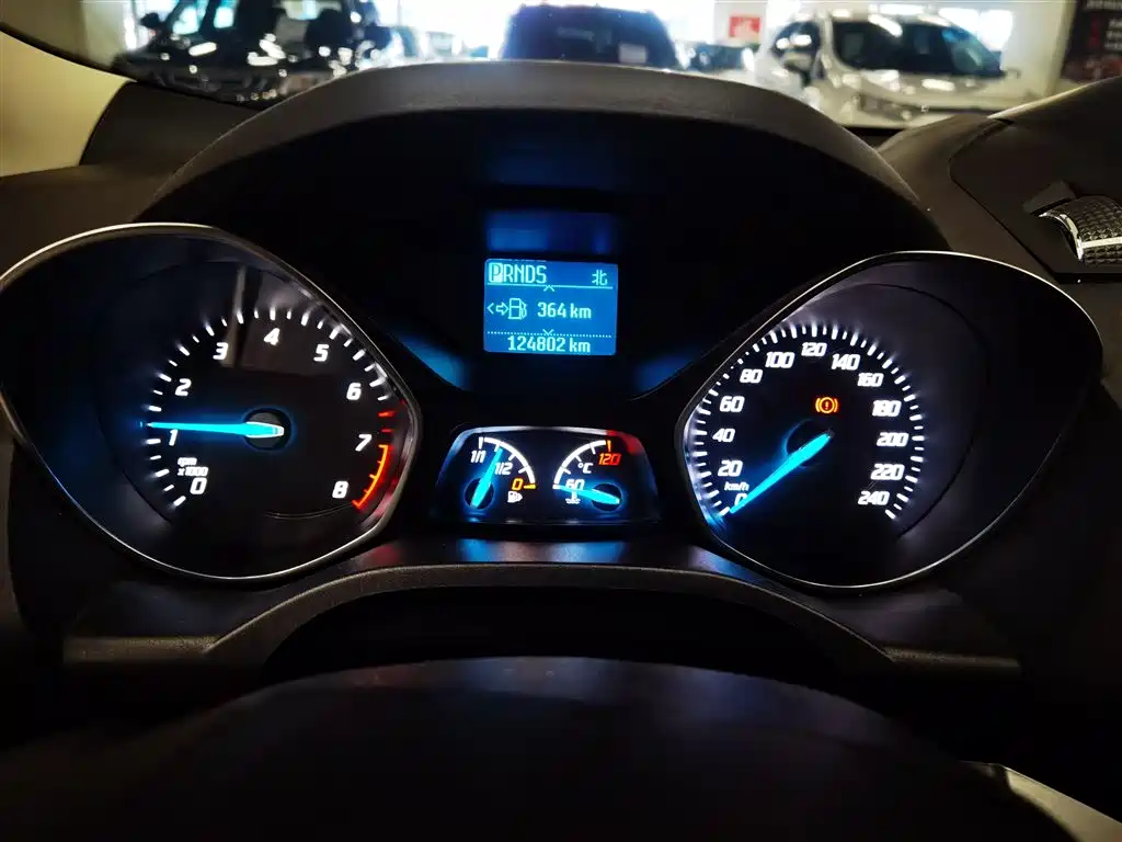 Ford Kuga 2014 — фото 12