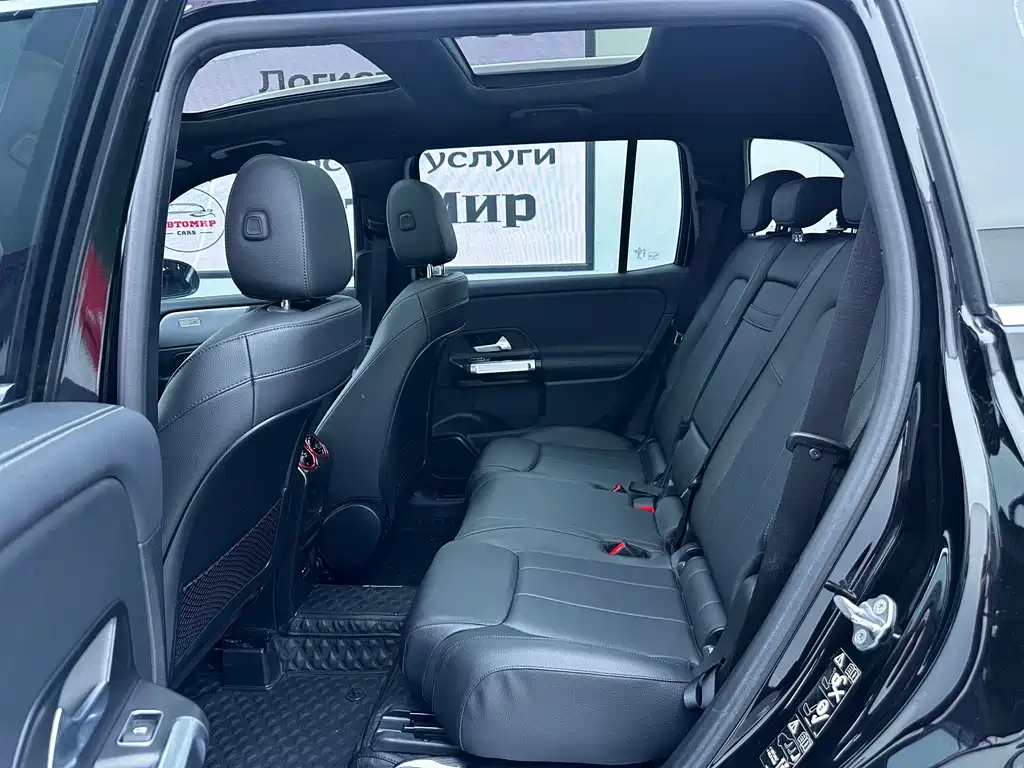 Mercedes-Benz GLB 2021