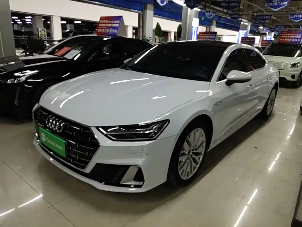 Audi A7L 2023 — фото 1