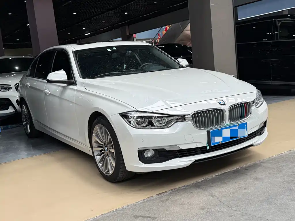BMW 3 Series 2019 — фото 3