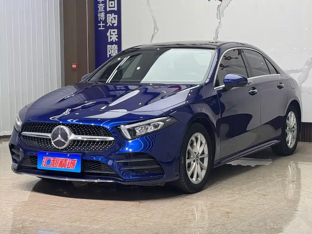 Mercedes-Benz A-Class 2022 — фото 1