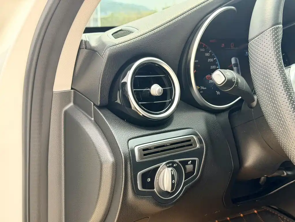 Mercedes-Benz C-Class 2021 — фото 21