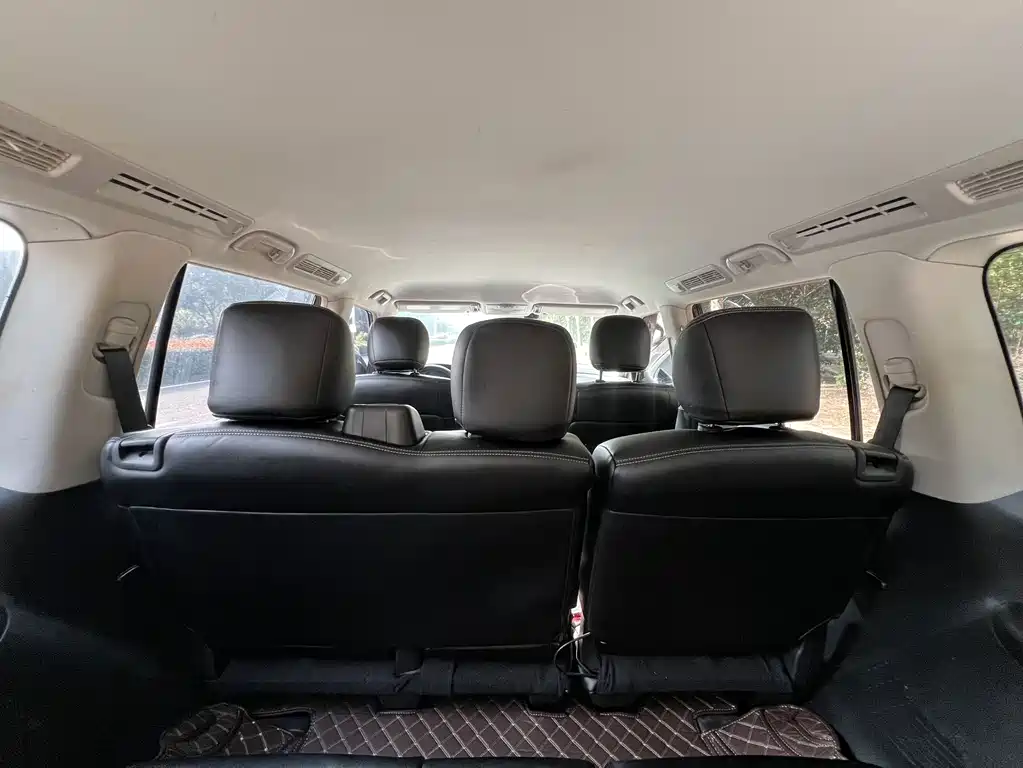 Nissan Patrol 2019 — фото 11