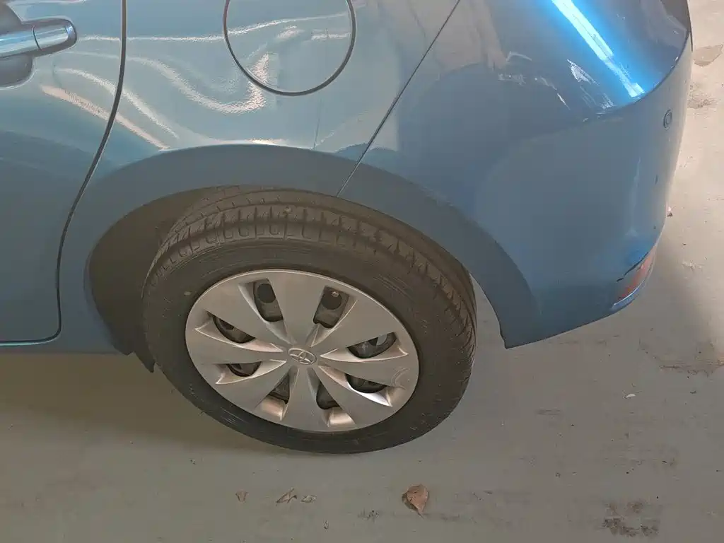 Toyota Yaris L 2016