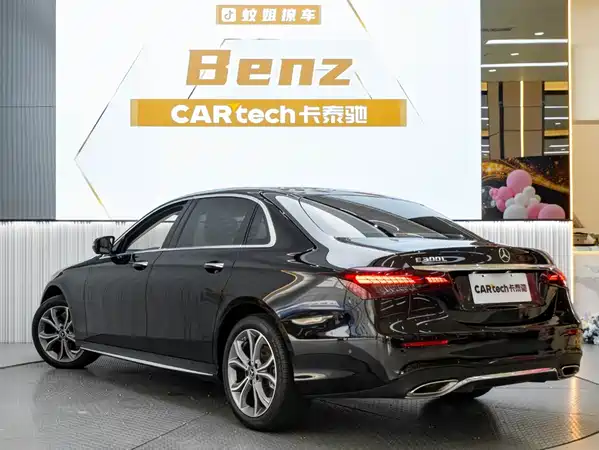 Mercedes-Benz E-Class 2022