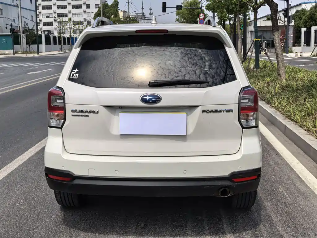Subaru Forester 2016 — фото 4