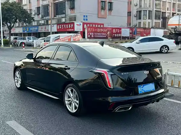 Cadillac CT4 2021