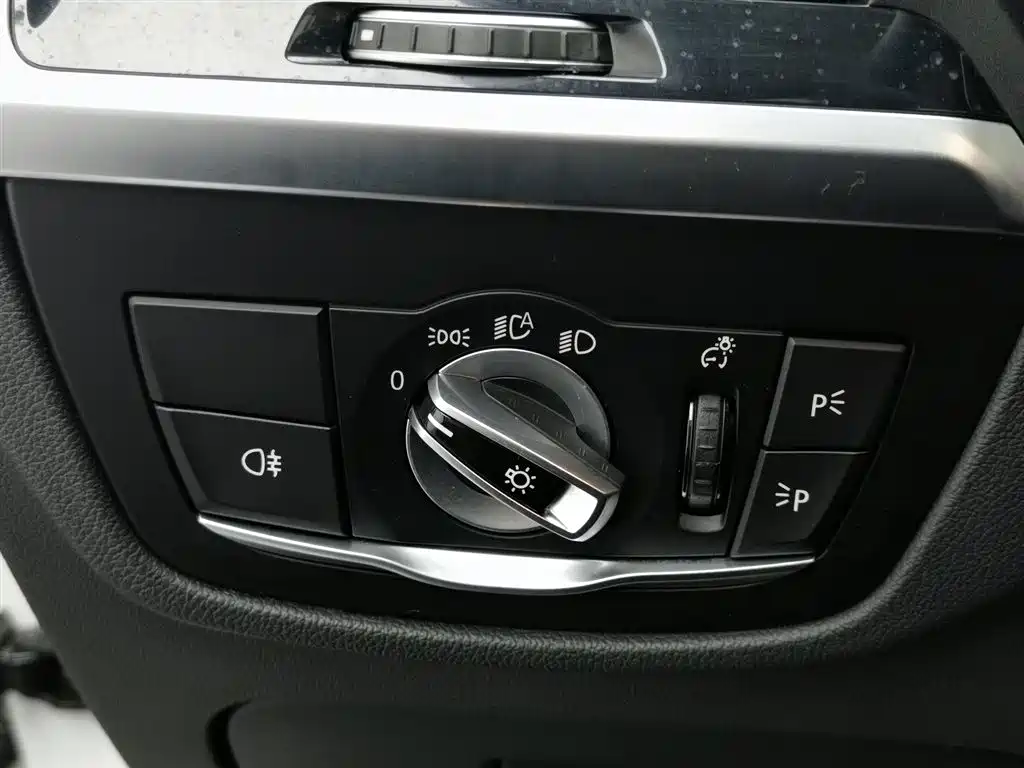 BMW X3 2020 — фото 21