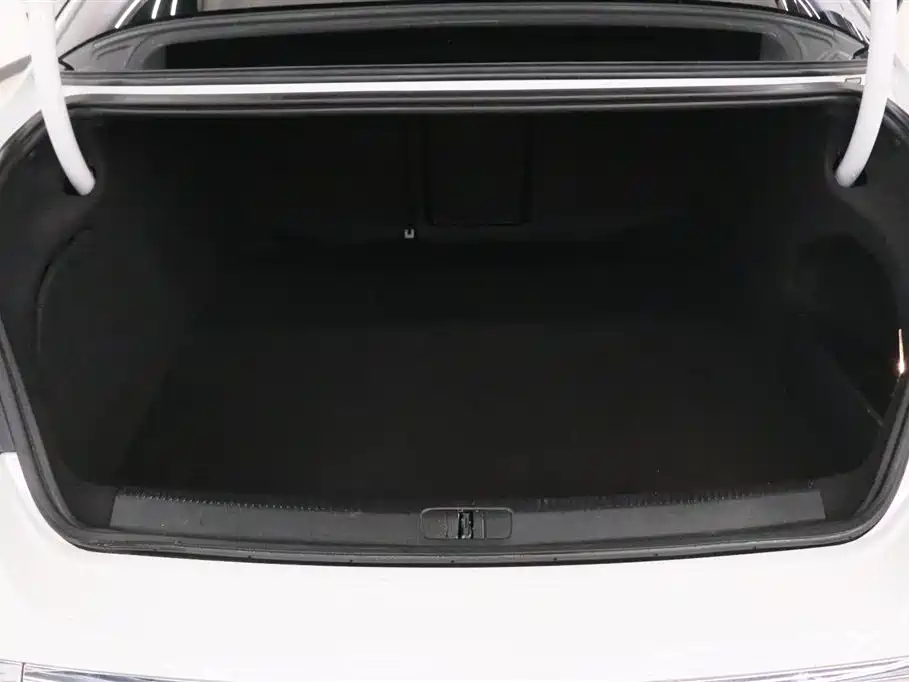 Volkswagen CC 2018 — фото 19