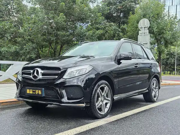 Mercedes-Benz GLE 2016
