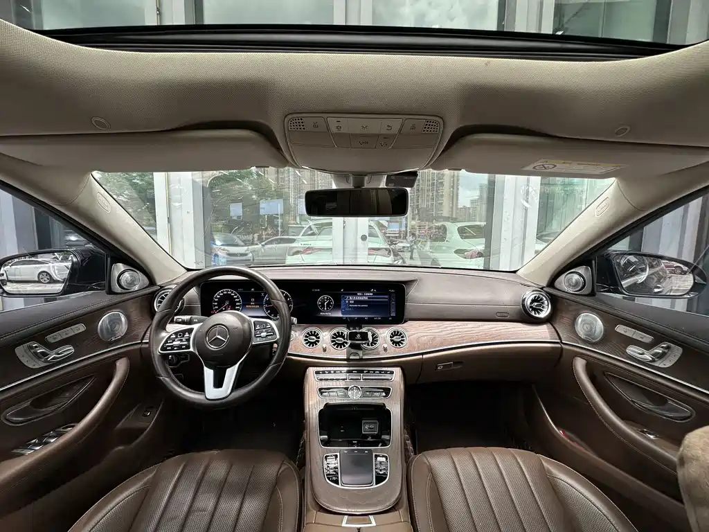 Mercedes-Benz E-Class 2020 — фото 7