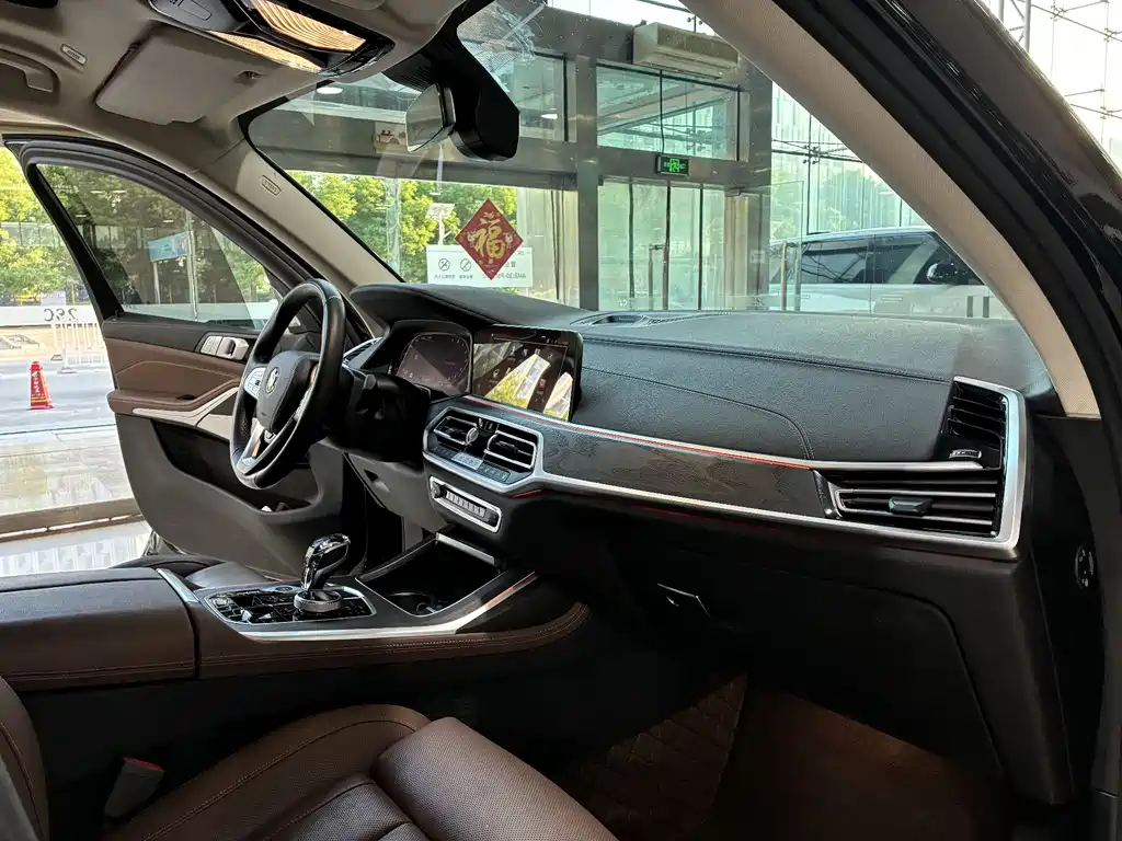 BMW X7 2020 — фото 16