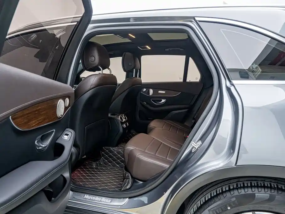 Mercedes-Benz GLC 2022 — фото 19