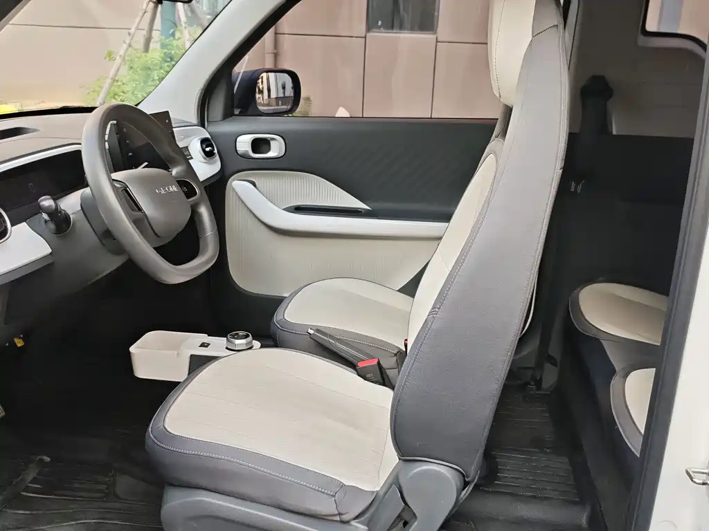 Geely Galaxy Panda 2025
