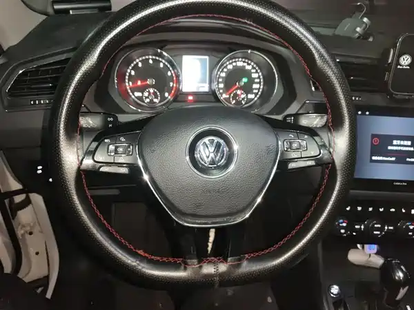 Volkswagen Tiguan L 2018