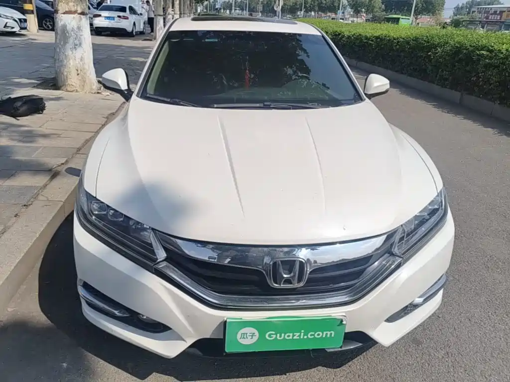 Honda Spirior 2015 — фото 3