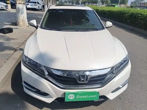 Honda Spirior 2015