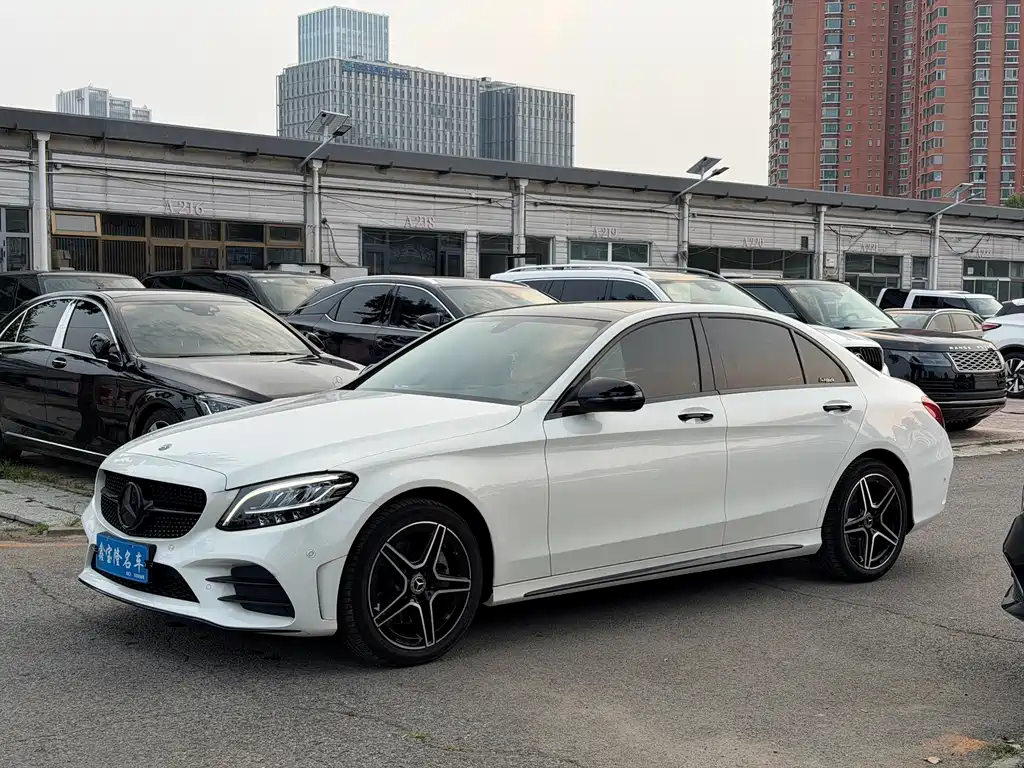 Mercedes-Benz C-Class 2021