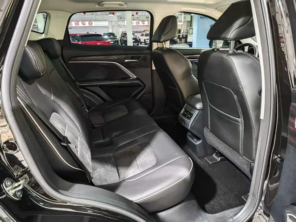 Haval H6 2022 — фото 16