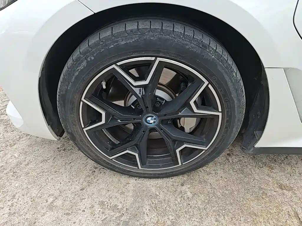 BMW i3 2023 — фото 23