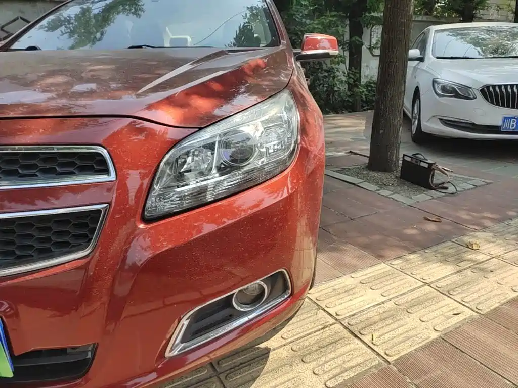 Chevrolet Malibu 2015 — фото 24