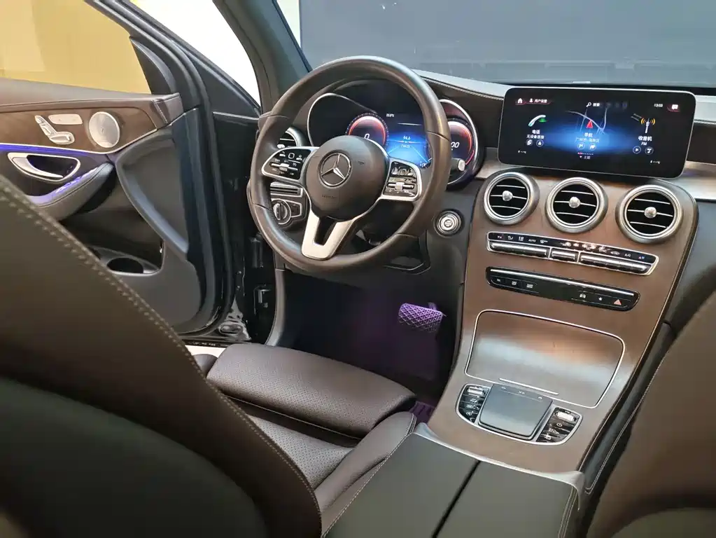 Mercedes-Benz GLC 2020 — фото 21