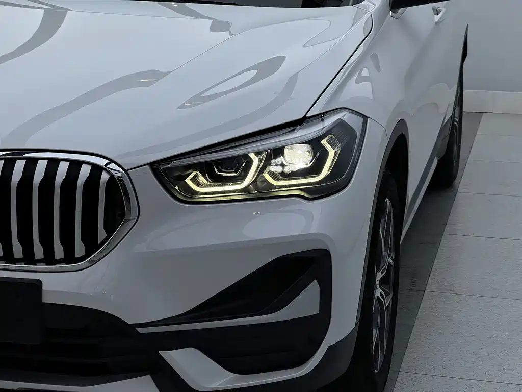 BMW X1 2022 — фото 6