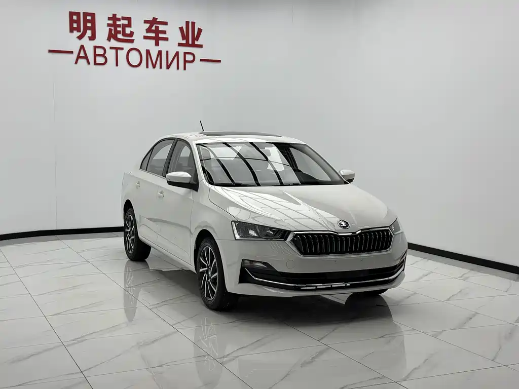 Skoda Rapid 2023 — фото 3