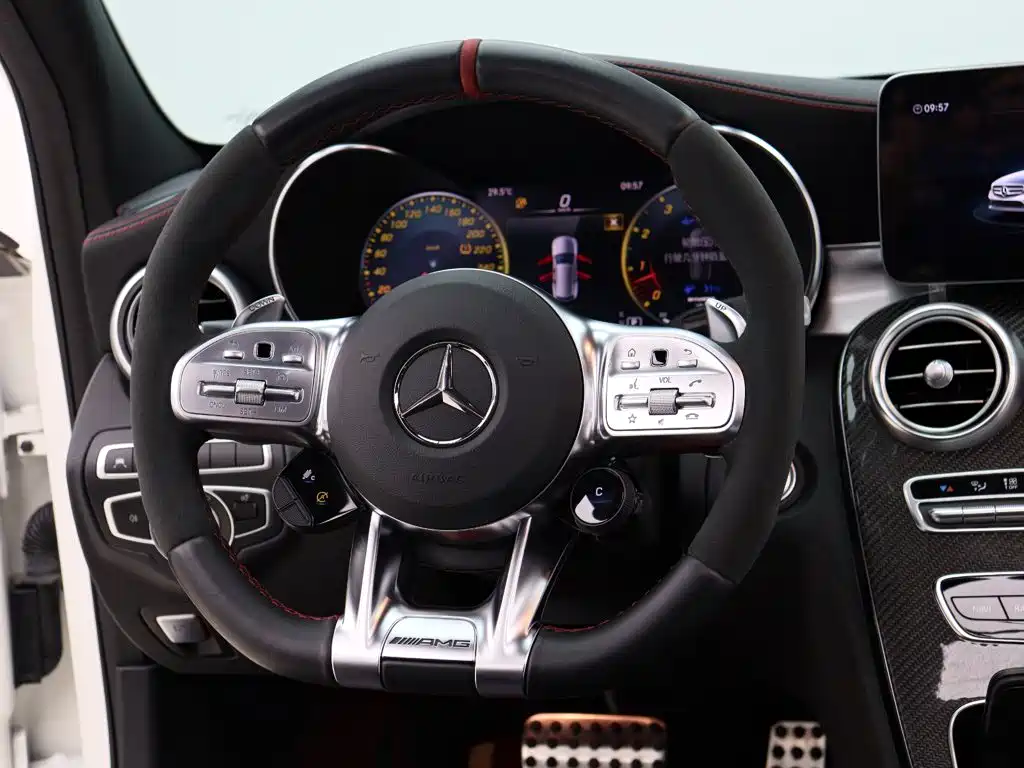Mercedes-Benz C-Class AMG 2021 — фото 15
