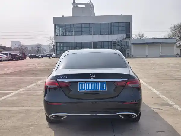 Mercedes-Benz E-Class 2016