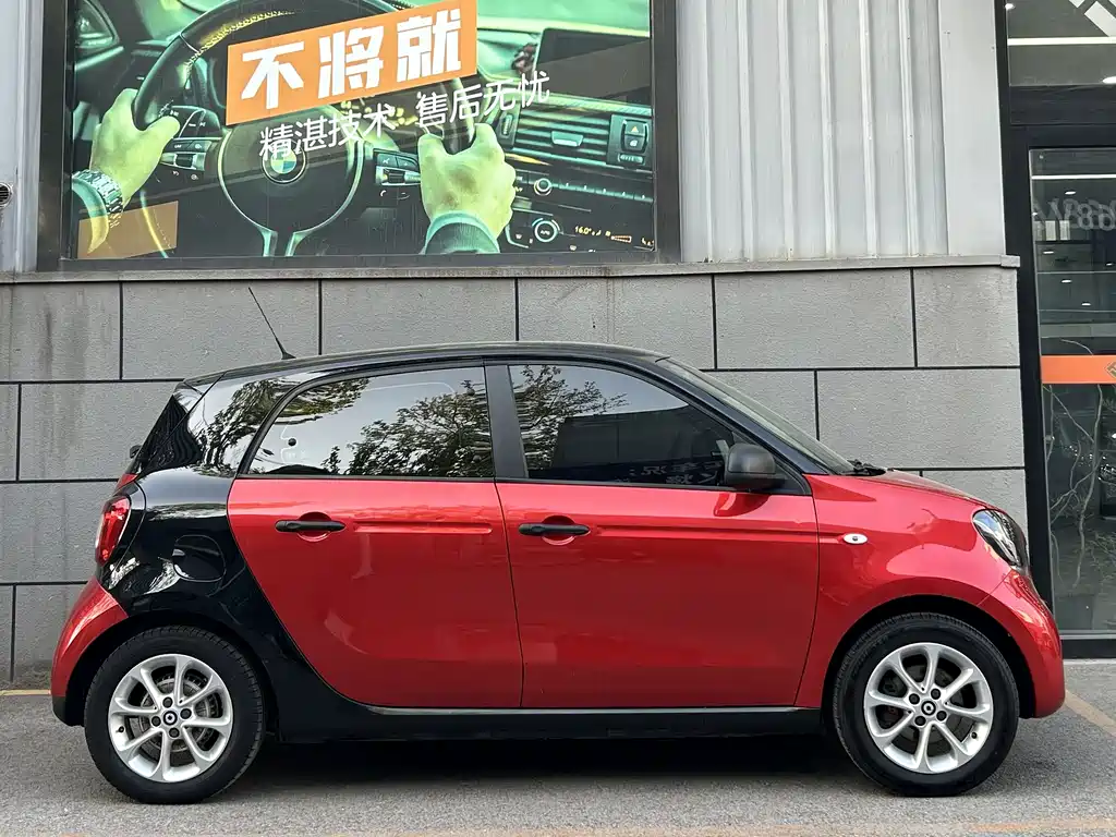 smart Forfour 2018 — фото 2