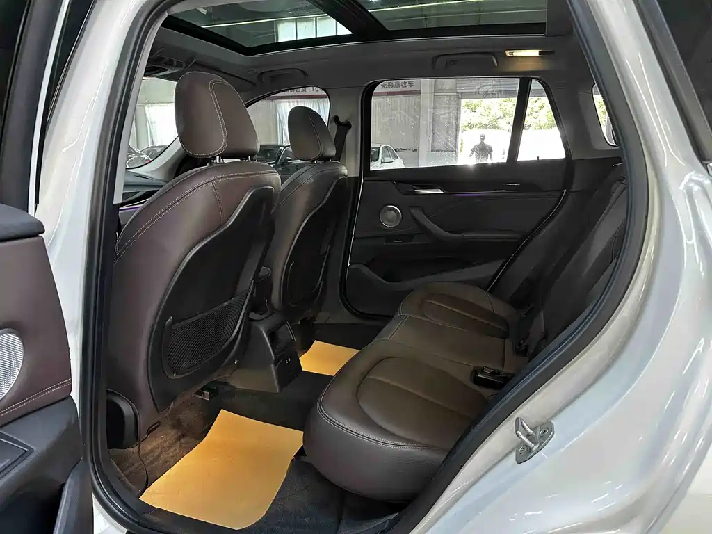 BMW X1 2021 — фото 16