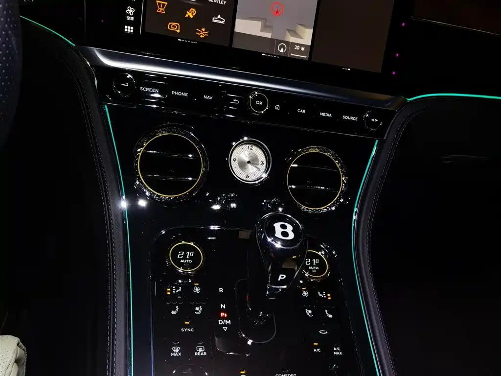 Bentley Continental 2022 — фото 8