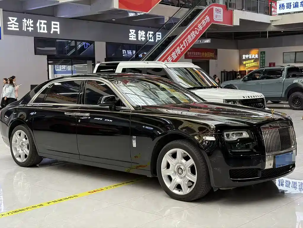 Rolls-Royce Ghost 2015 — фото 3