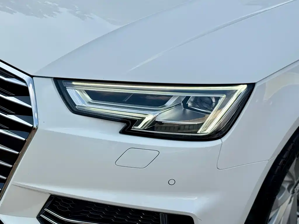 Audi A4L 2020 — фото 18